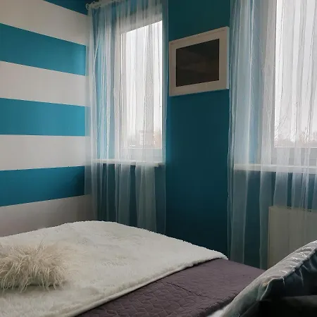 Mieszkanie 2 Pokojowe - Okrzei Apartamento *